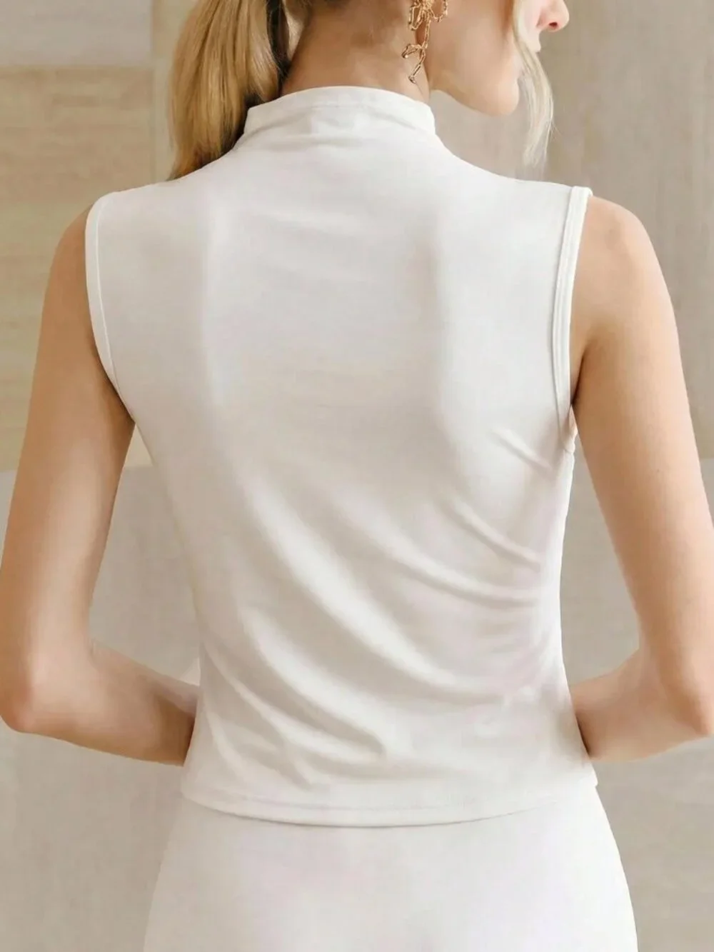 White Casual Women's Sleeveless High Neck Fringe Patchwork Top Vest